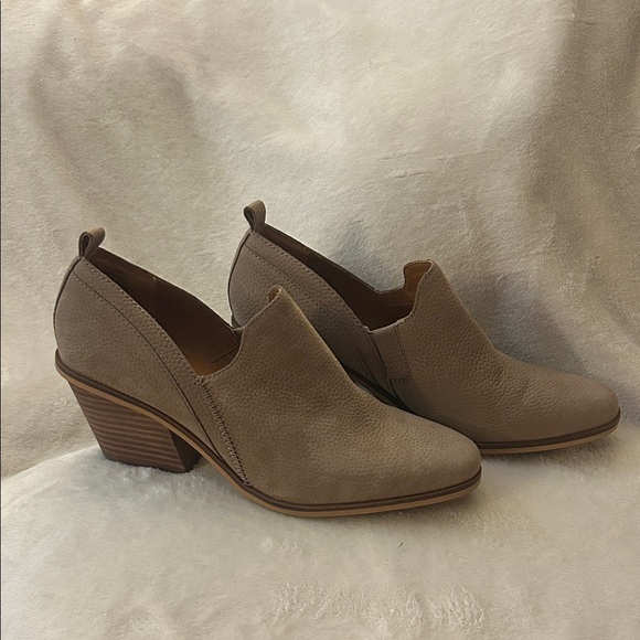 Lucky Brand Shoes - Lucky Brand Tan Heeled Booties
